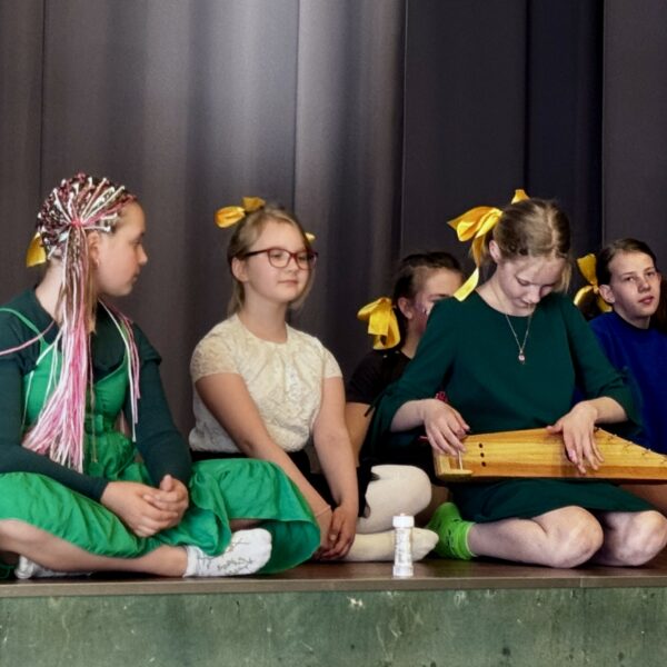 Kevad kõlab emadele