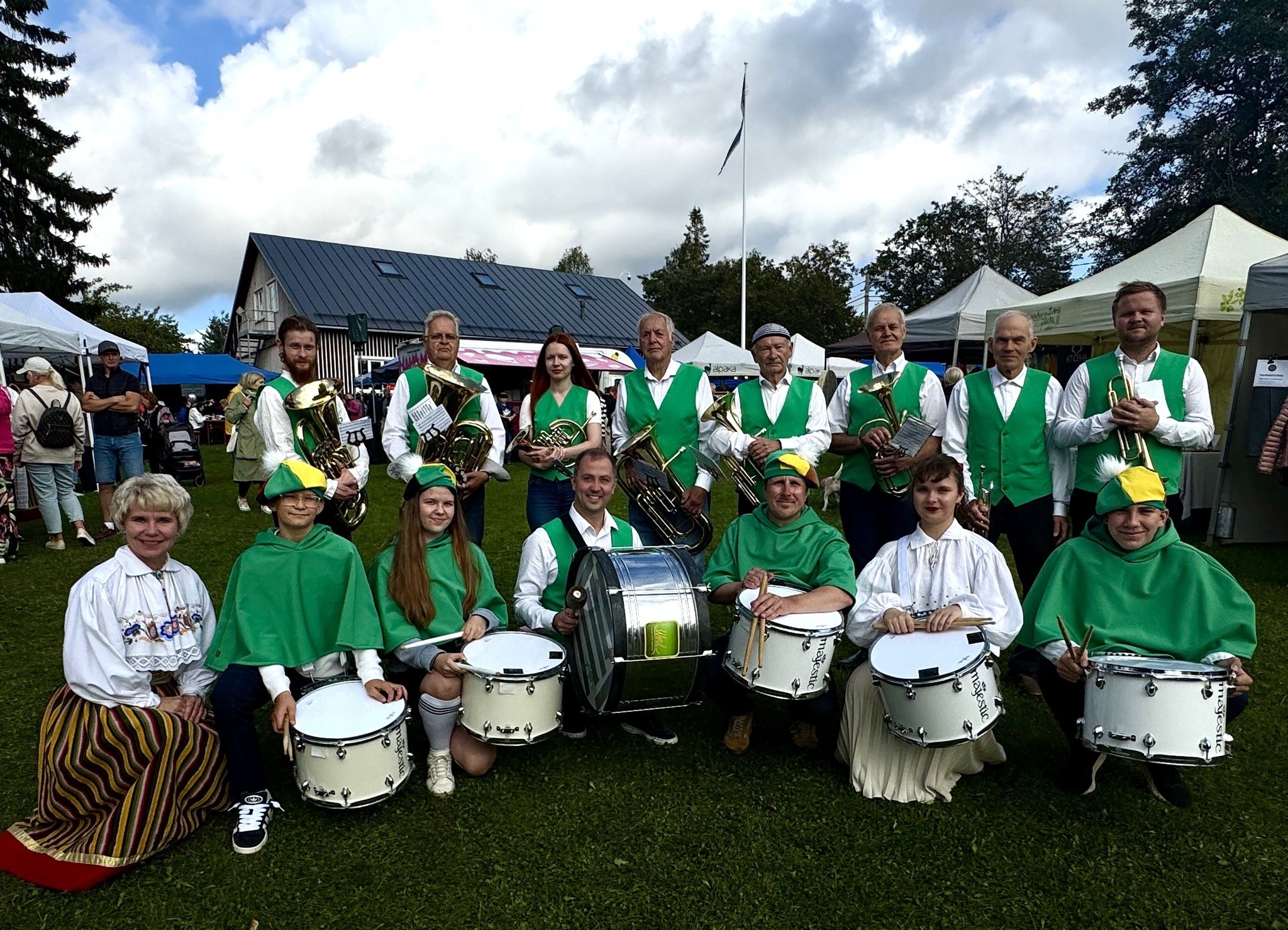 Kadrina käsitöö- ja vanavaralaat