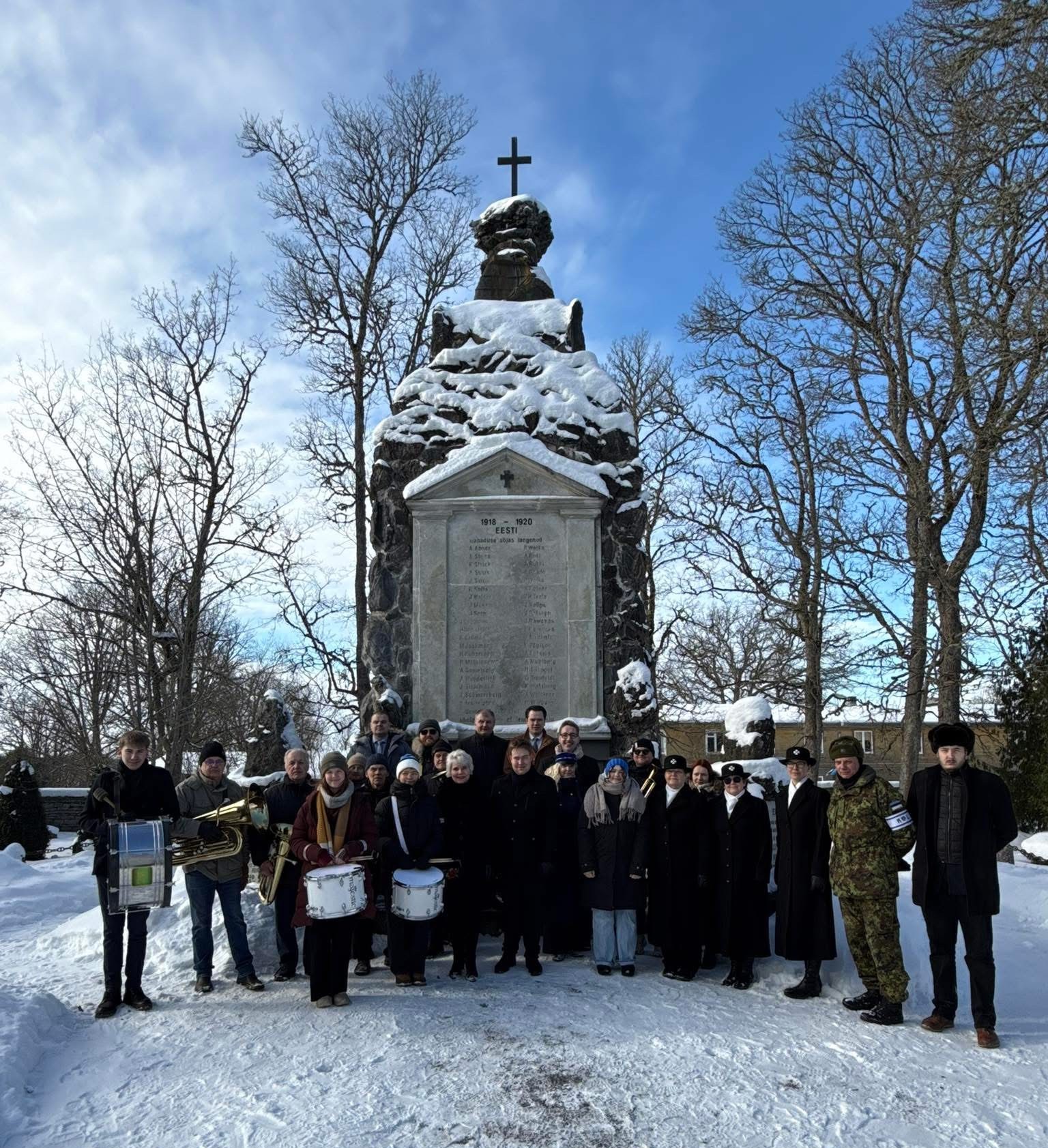EV 108. aastapäeva mälestustseremoonia Kadrina Vabadussamba juures